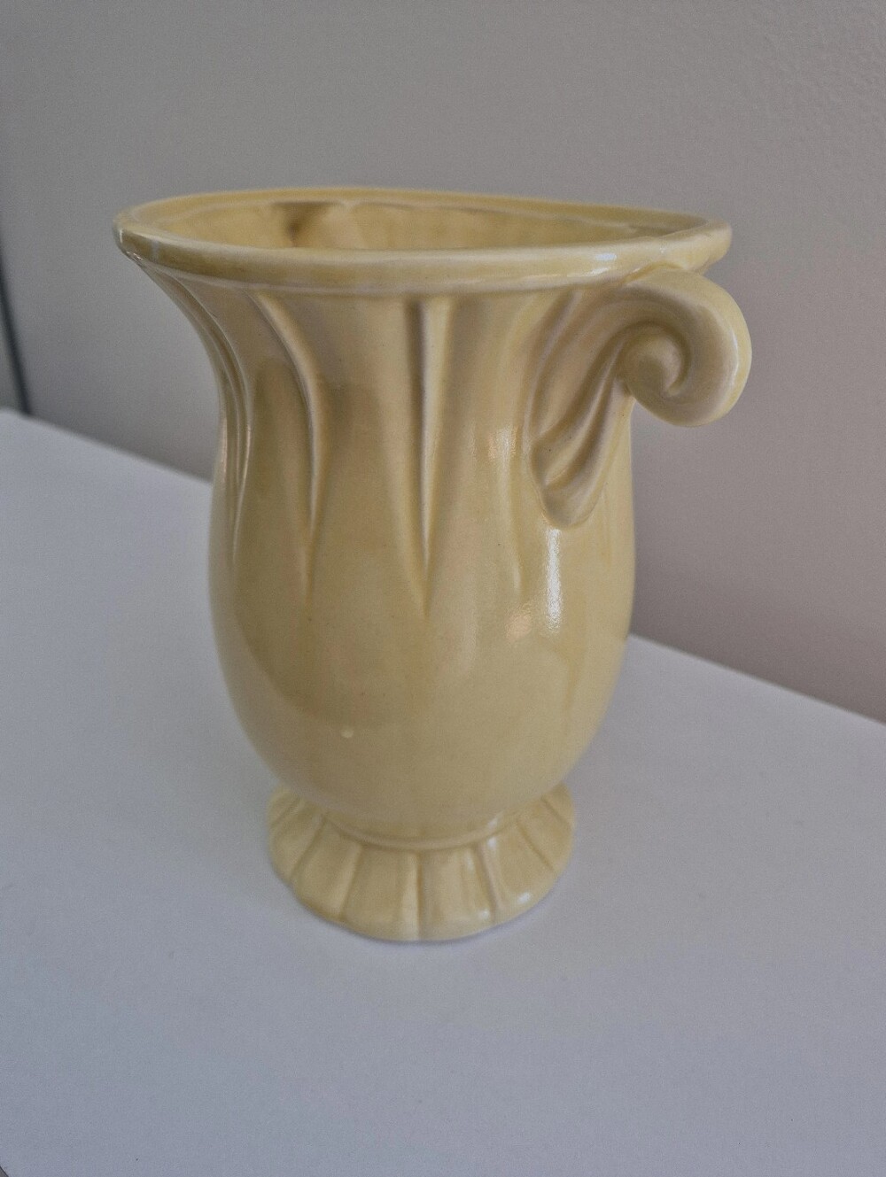 YELLOW ROSEVILLE POTTERY VASE - Picture 2 of 10